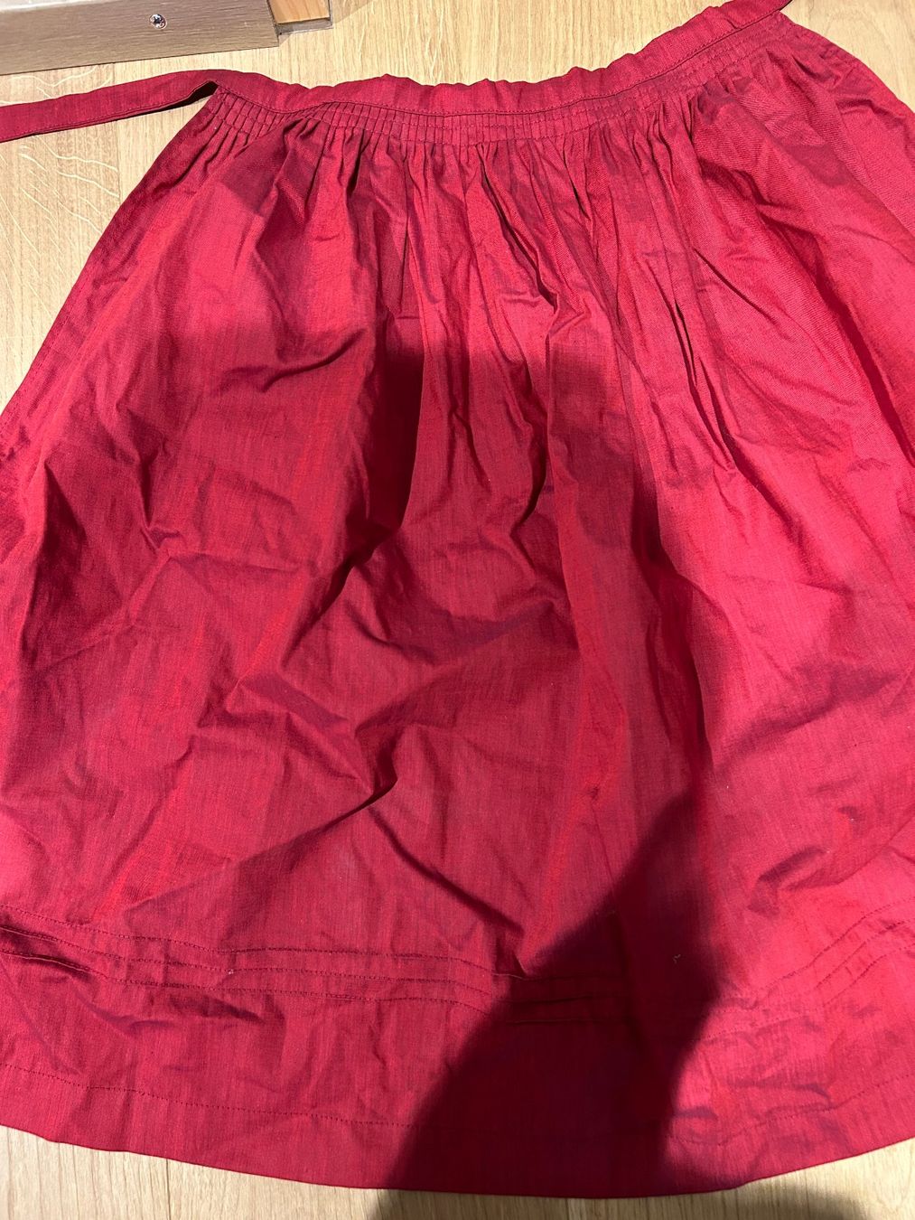 Kostüme: Dirndl mit Bluse & Schürze aus der Dirndl Ecke am Platzl – Gebraucht aus Innertkirchen von Urbachtal 4