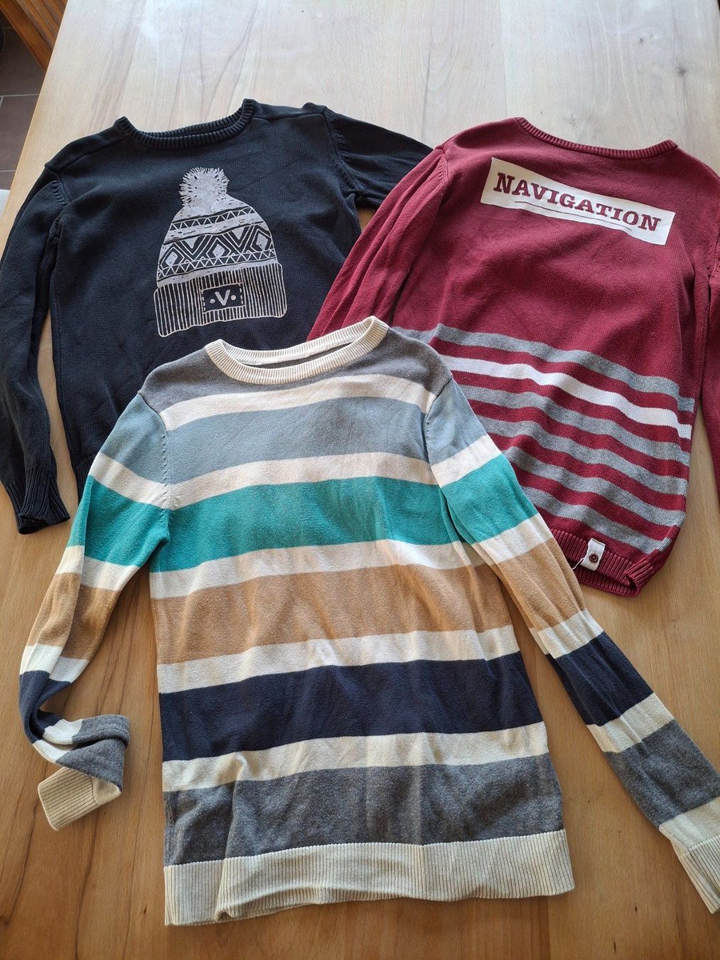 Ensembles coordonnés: 3 Pullover, Gr. 134/140 – D'occasion à Bilten par pelanov