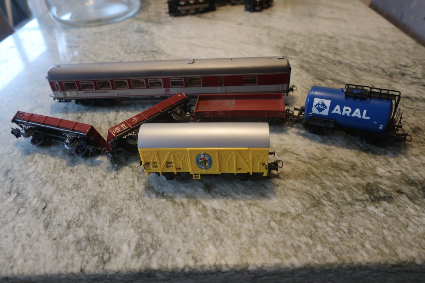 Märklin Modellini di ferrovie: Diverse Märklin Wagen – Usato da Roggwil venduto da vremero 1