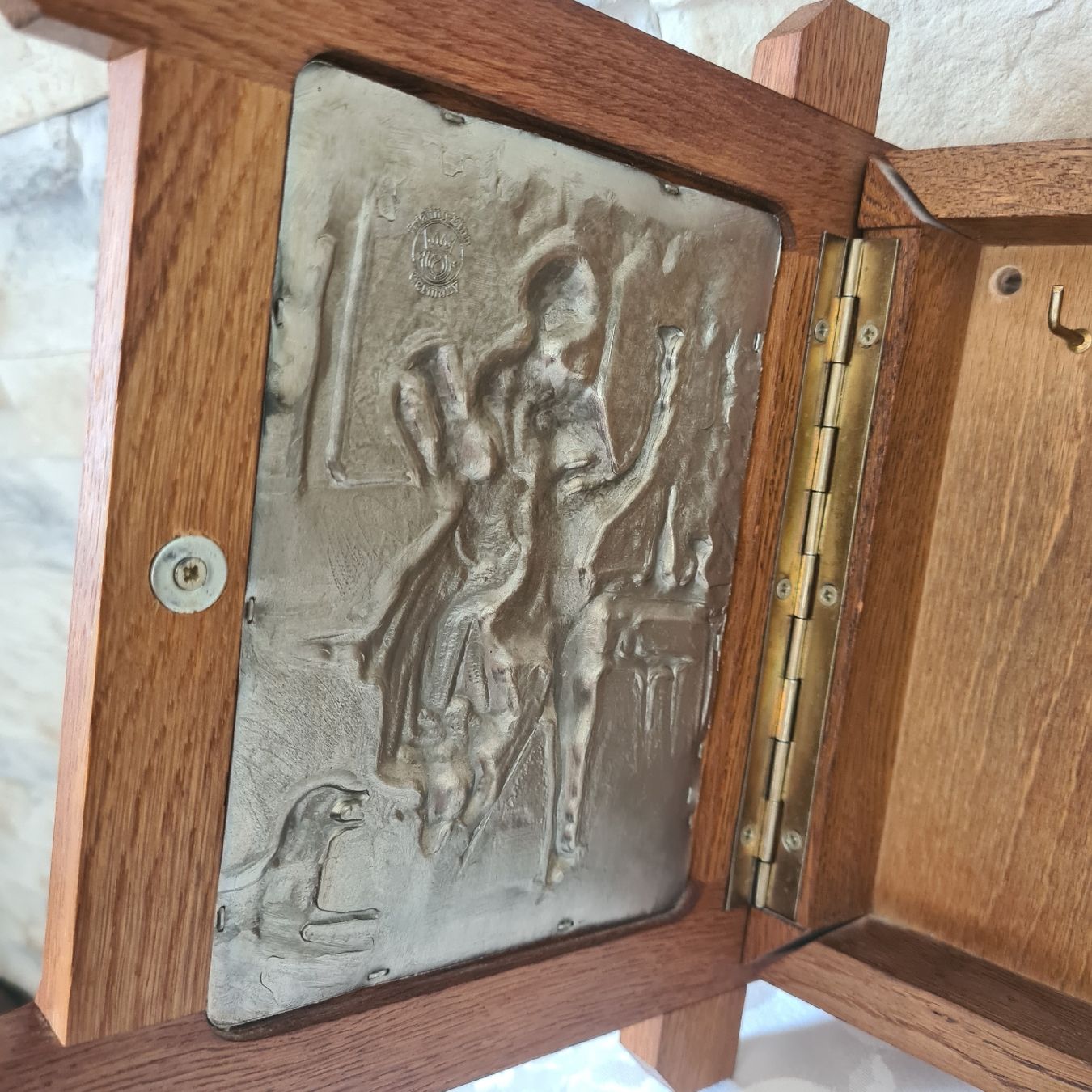 Altro per la casa: Massive Eiche Schlüsselkasten mit Zinnrelief – Usato da Eschlikon TG venduto da zuzanka80 5