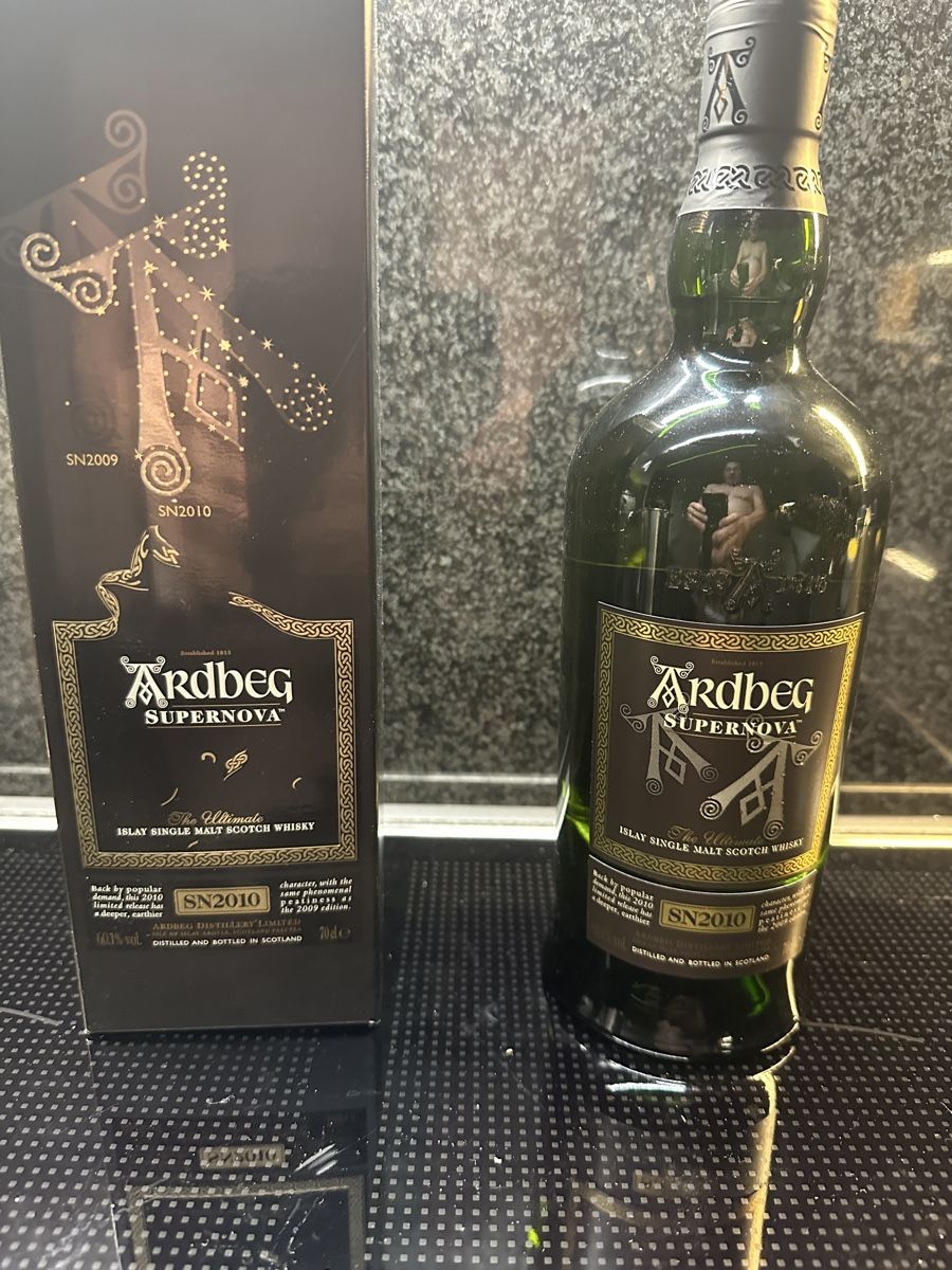 Ardbeg Spirituosen: Ardbeg Supernova 2010 Islay Single Malt Scotch Whisky – Neu und originalverpackt aus Stansstad von Dalmatinerhjf 5