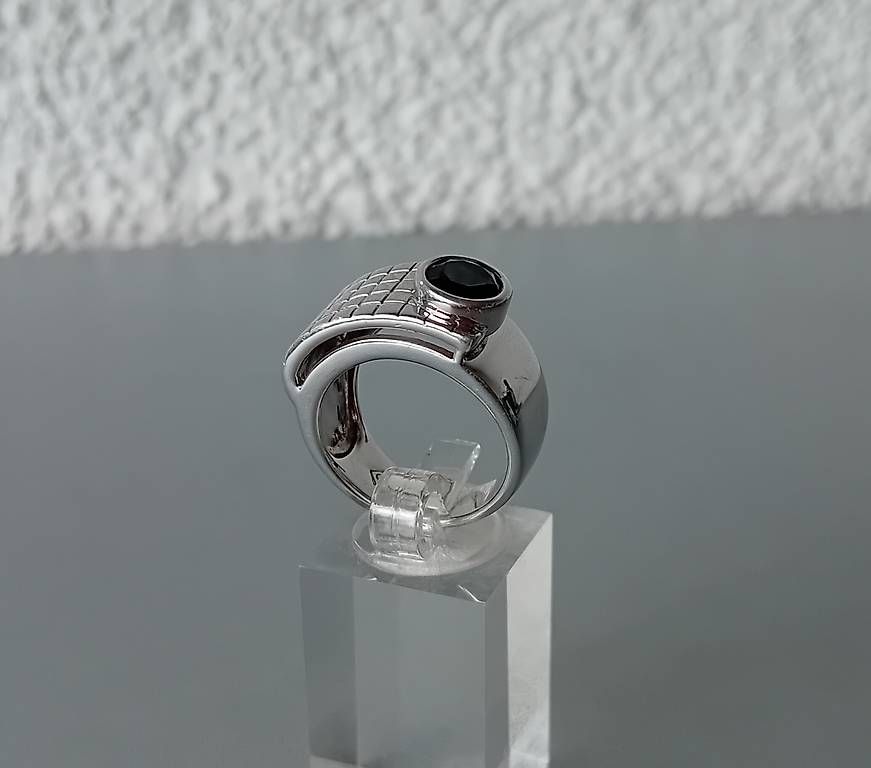 Anelli: Ring mit Spinell in Silber – Usato da Stans venduto da wer_fd5f 3