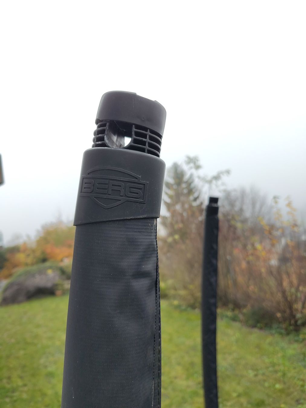 Trampolini: BERG Trampolin Air Flow inground, Durchmesser 330cm – Usato da Affoltern am Albis venduto da Anda4 4