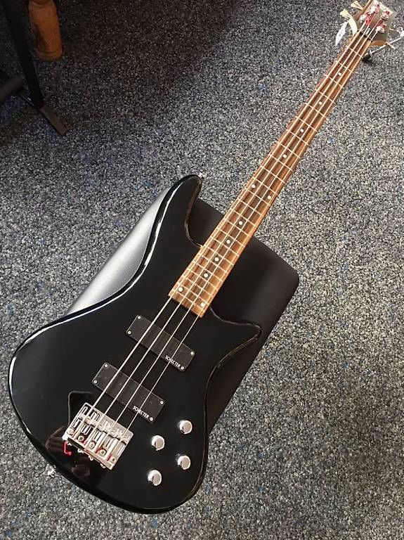 Musikinstrumente: Basse Schecter 4 cordes pour le métal – Gebraucht aus Morges von GvnMusic 2