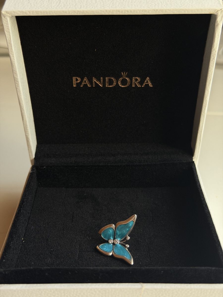 Pendentifs: Pandora Charm – Neuf avec emballage d'origine à Lichtensteig par tar_rg8w 2
