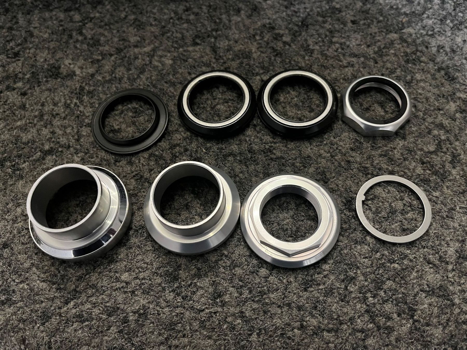 Shimano Pezzi di ricambio: Shimano XT Steuerlager – Nuovo e nell'imballaggio originale da Mühlethurnen venduto da Kolly225 1