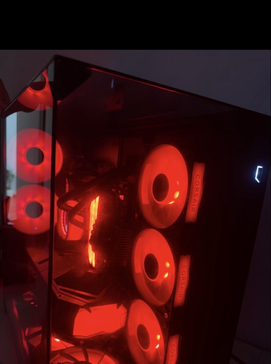 Amd PC: High End Gaming Pc Ryzen 7 700X und 9070XT Red Devil  – Nuovo (secondo la descrizione) da Ermensee venduto da Joao_ 2