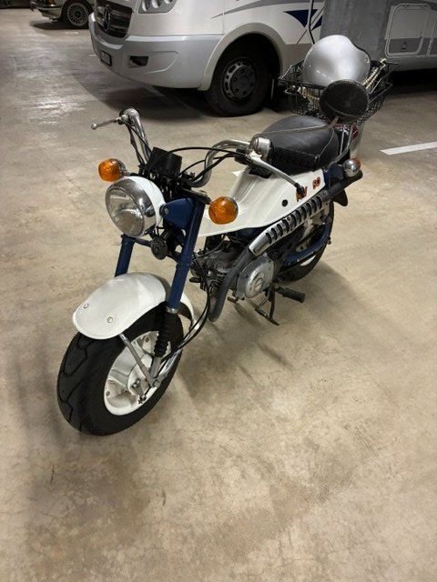 Strada: SUZUKI RV 50 – Usato da Balgach venduto da 123supertrucker