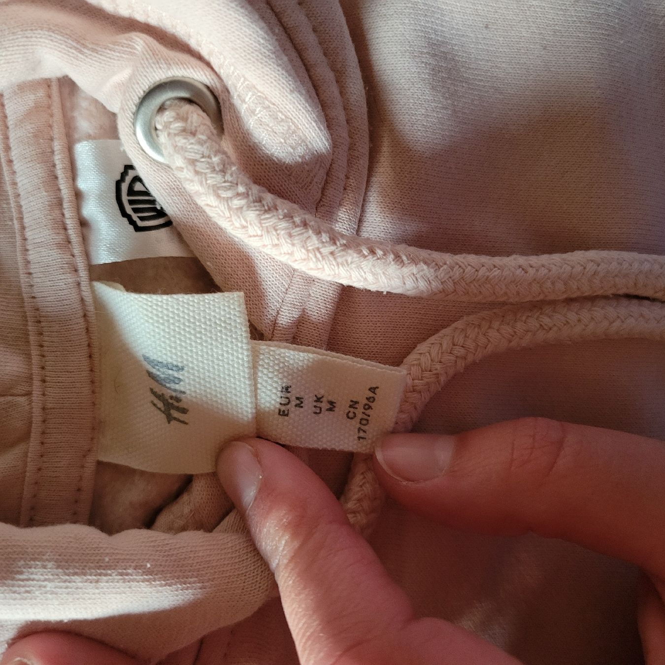 Lotti & Set di vestiti: Hosen und Hoodies – Usato da Sempach Station venduto da ali_xd82 1