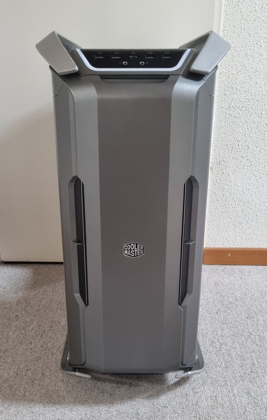 Custodie: Cooler Master COSMOS C700P – Usato da Chancy venduto da flo_f6f8