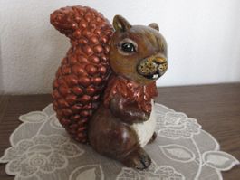Eichhörnchen, Keramik, 12 x 11 cm, Deko Figur, Sammelfigur
