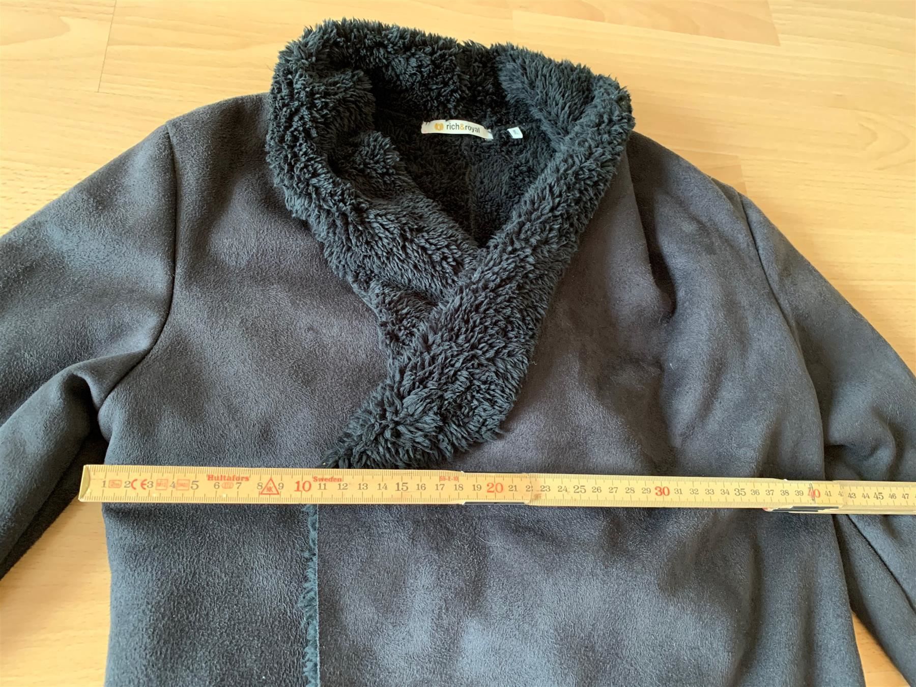 Rich & Royal Cappotti: rich & royal Jacke / Mantel Grösse small – Usato da Fribourg venduto da tschjoly 3