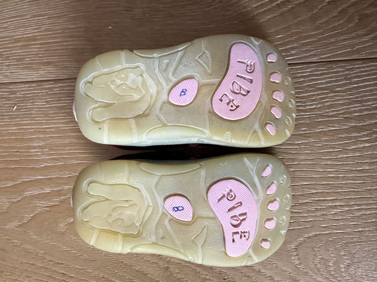 Scarpe per ragazzi: Neue Babysandalen Grösse 18 – Nuovo (secondo la descrizione) da Pragg-Jenaz venduto da gobrist 2