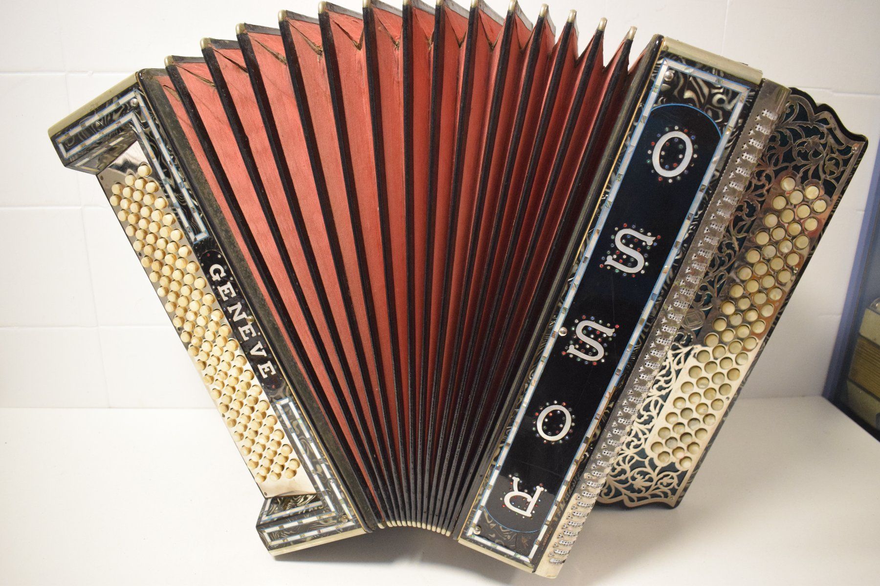 Strumenti musicali: Akkordeon chromatisch Rosso Geneve – Usato da Zürich venduto da Brockito 8