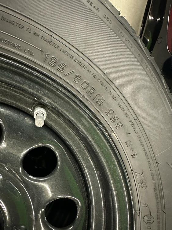 Suzuki Jimny Räder 195/80R15 96S M+S Neu, 5-Stück NEU | Kaufen auf Ricardo