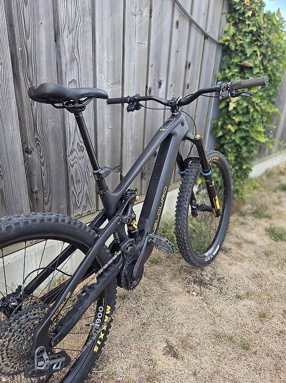 Velos: VELDURO ROGUE - OHLINS – Gebraucht aus Bassecourt von PANZER-BIKE 2