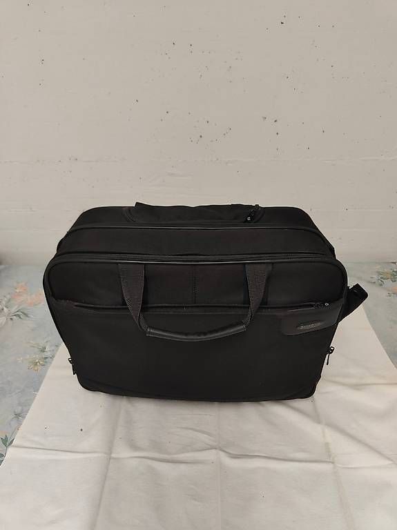 Valigie & Borse: Original Samsonite Trolley mit vielen Fächer mit Laptopfach – Nuovo (secondo la descrizione) da Wetzikon ZH venduto da Matrixx7