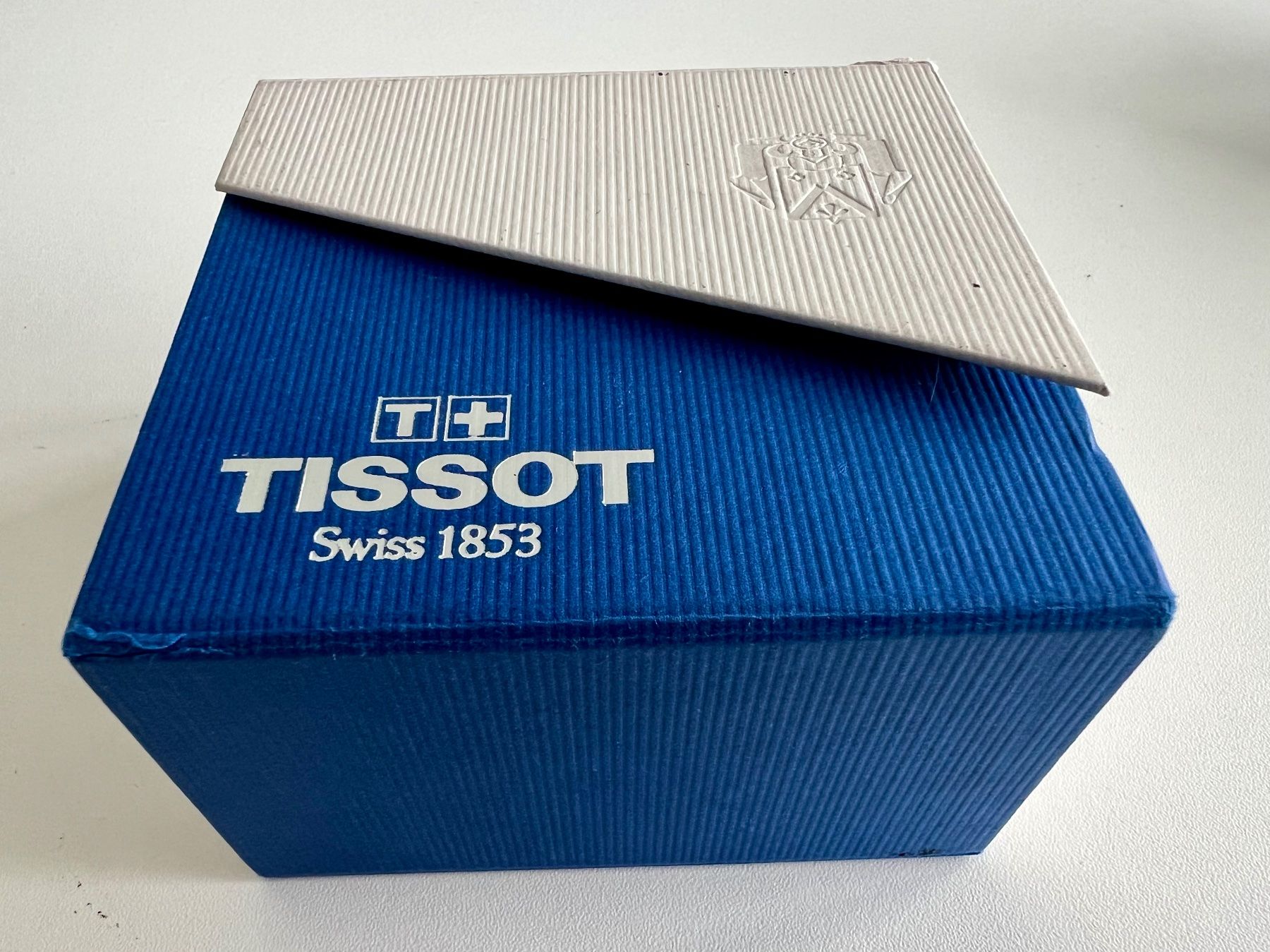 Tissot Uhren: TISSOT set of two watch boxes with empty interior – Gebraucht aus Mont-sur-Lausanne von vmi_ym5l 3
