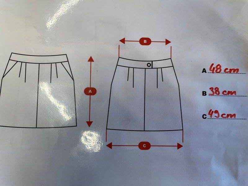 CAMAÏEU Jupe grise (D'occasion) à Lausanne pour CHF – avec