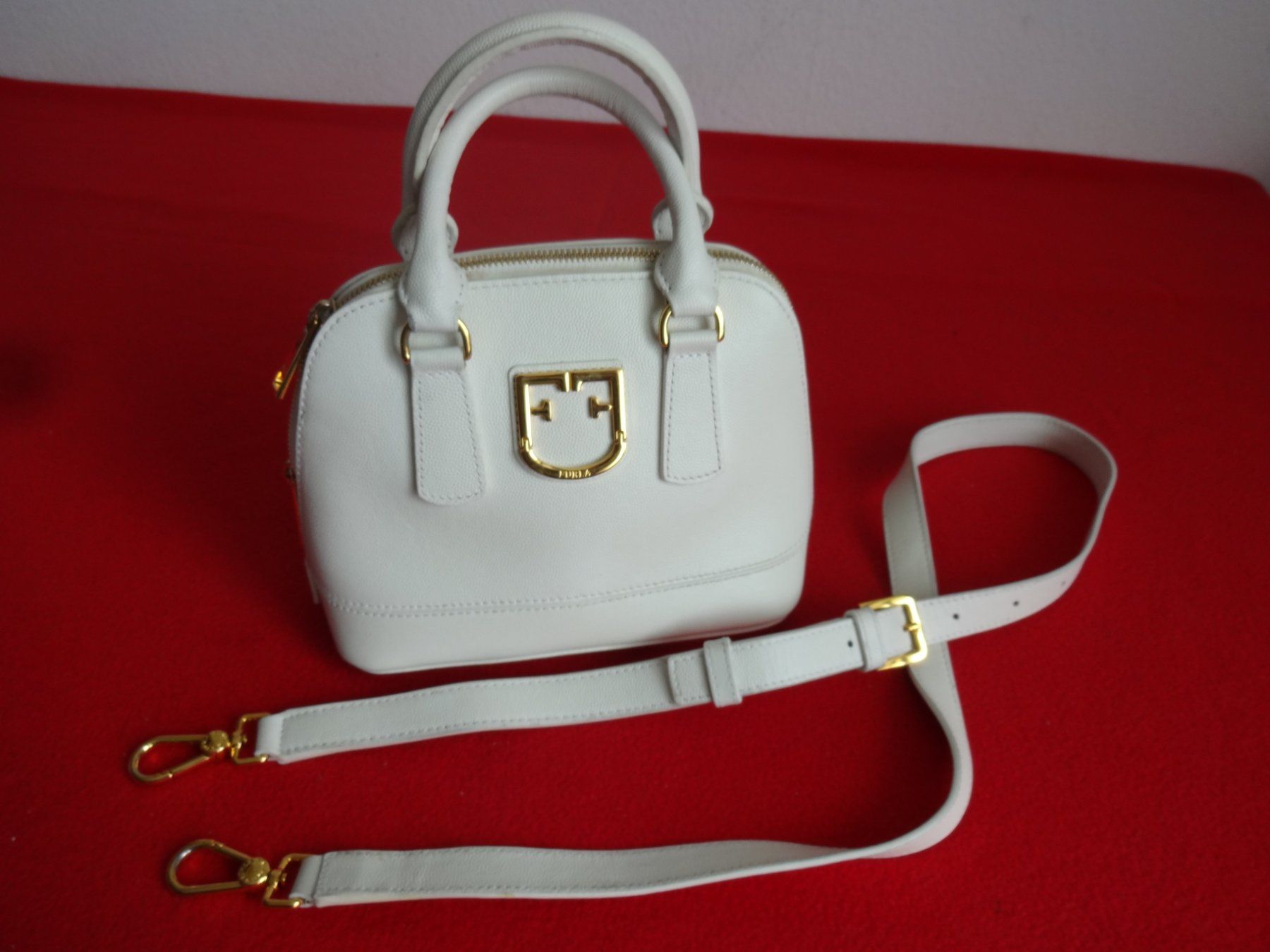 Furla Borse da donna: Orig. " FURLA “ Leder Hand oder Umhängetasche – Nuovo (secondo la descrizione) da Frauenfeld venduto da rey06 2