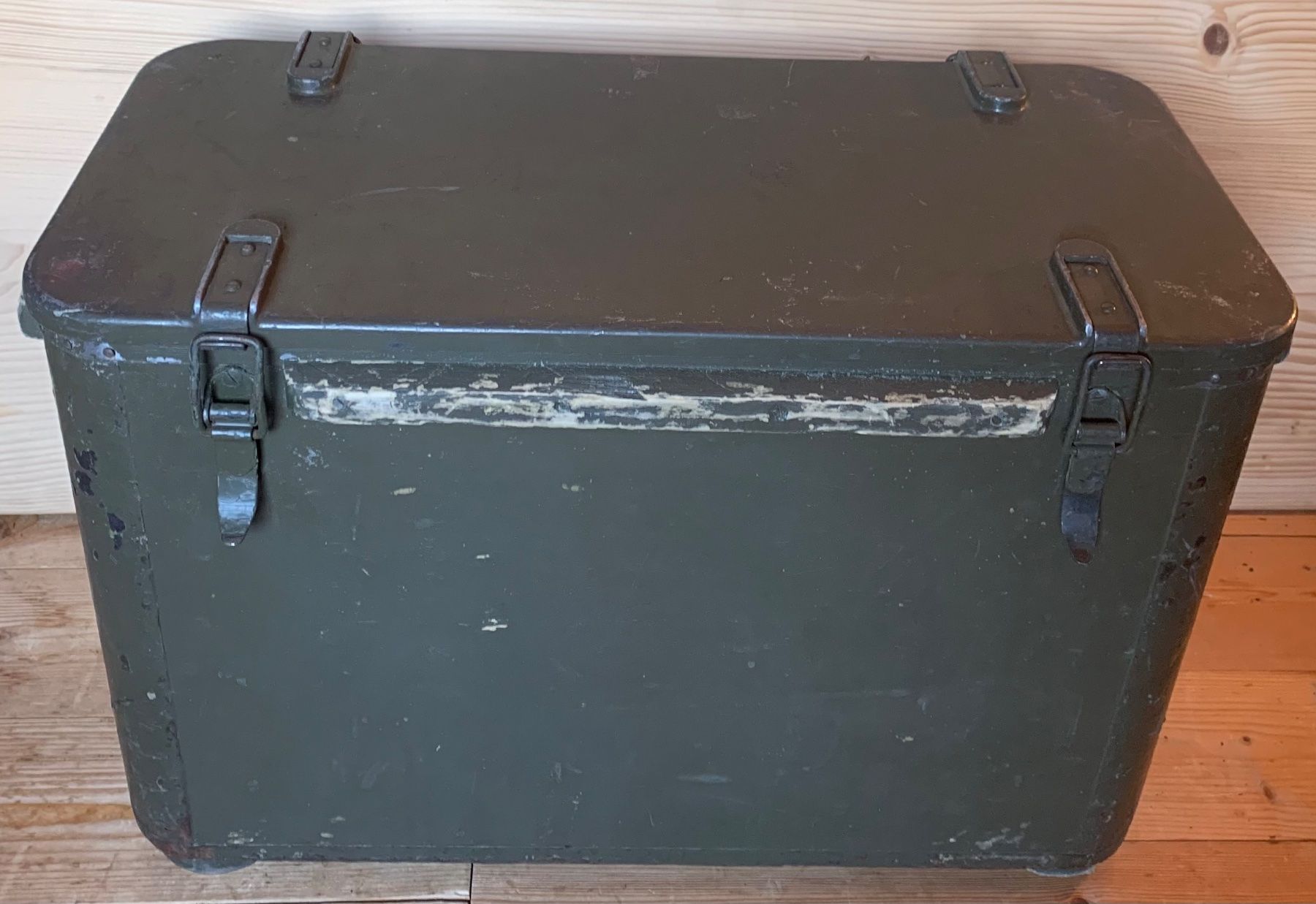 Pentole: Kochkiste der CH Armee mit Gummidichtung – Usato da Goldingen venduto da Bergler012 1