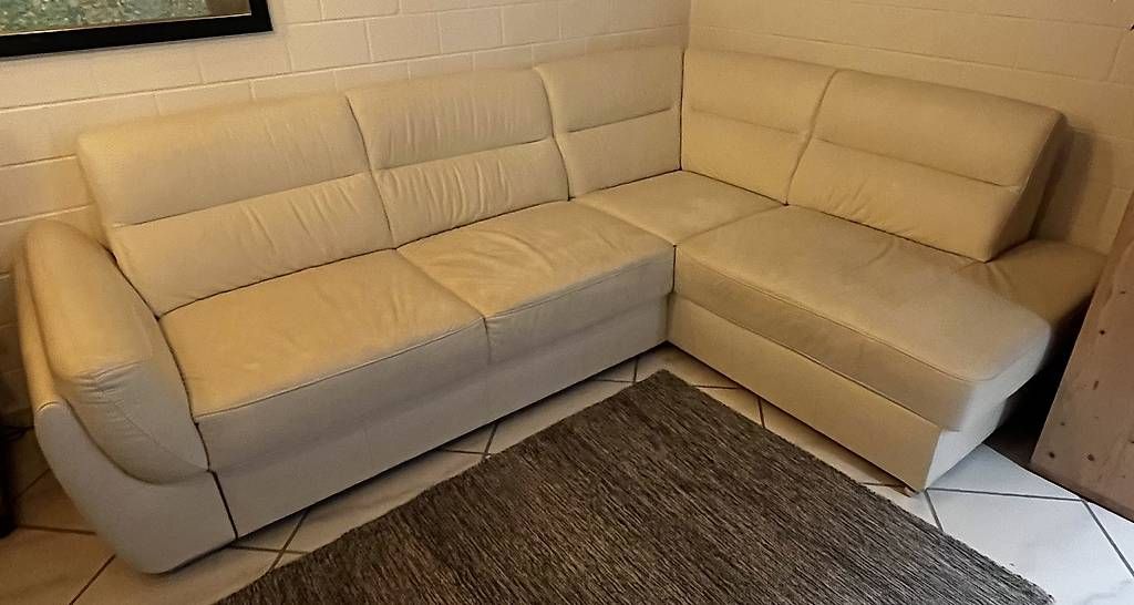 Divani: Ledersofa – Usato da Domat Ems venduto da Ppaolo1 1