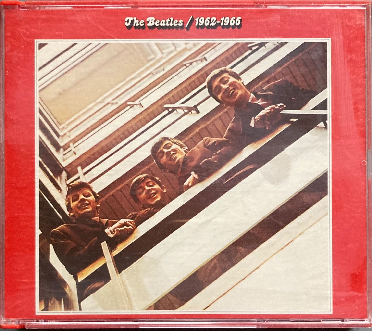 Vinyles: THE BEATLES - 1962-1966 – D'occasion à Poliez-Pittet par Newtown-Records