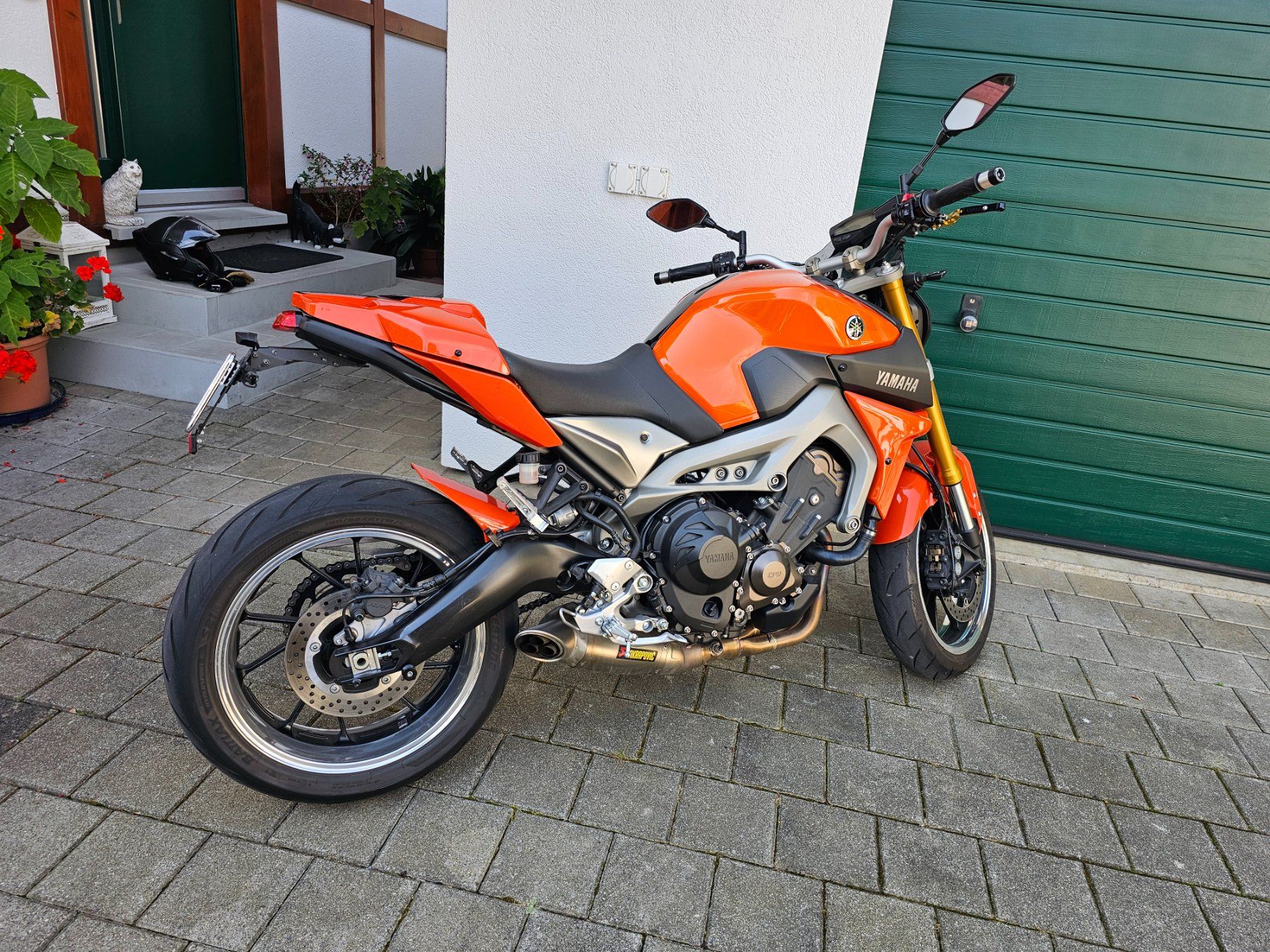 Yamaha Strada: Yamaha MT 09 Unikat – Usato da Salvenach venduto da Hayadriver 1