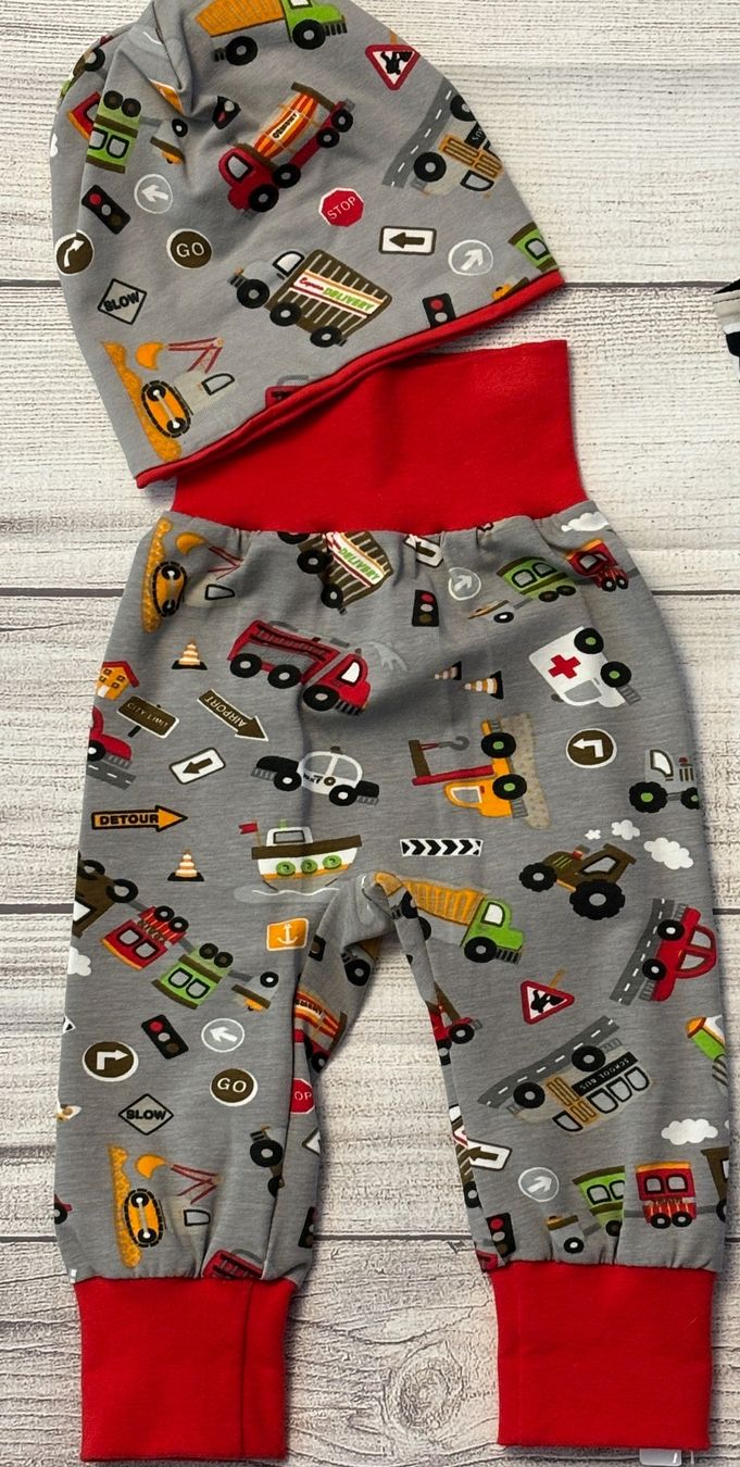 Pantaloni: Auto, Bagger, Zug Pump-Mitwachshose Käppli Gr. 56/62 Neu – Nuovo e nell'imballaggio originale da Rietheim venduto da Nugger