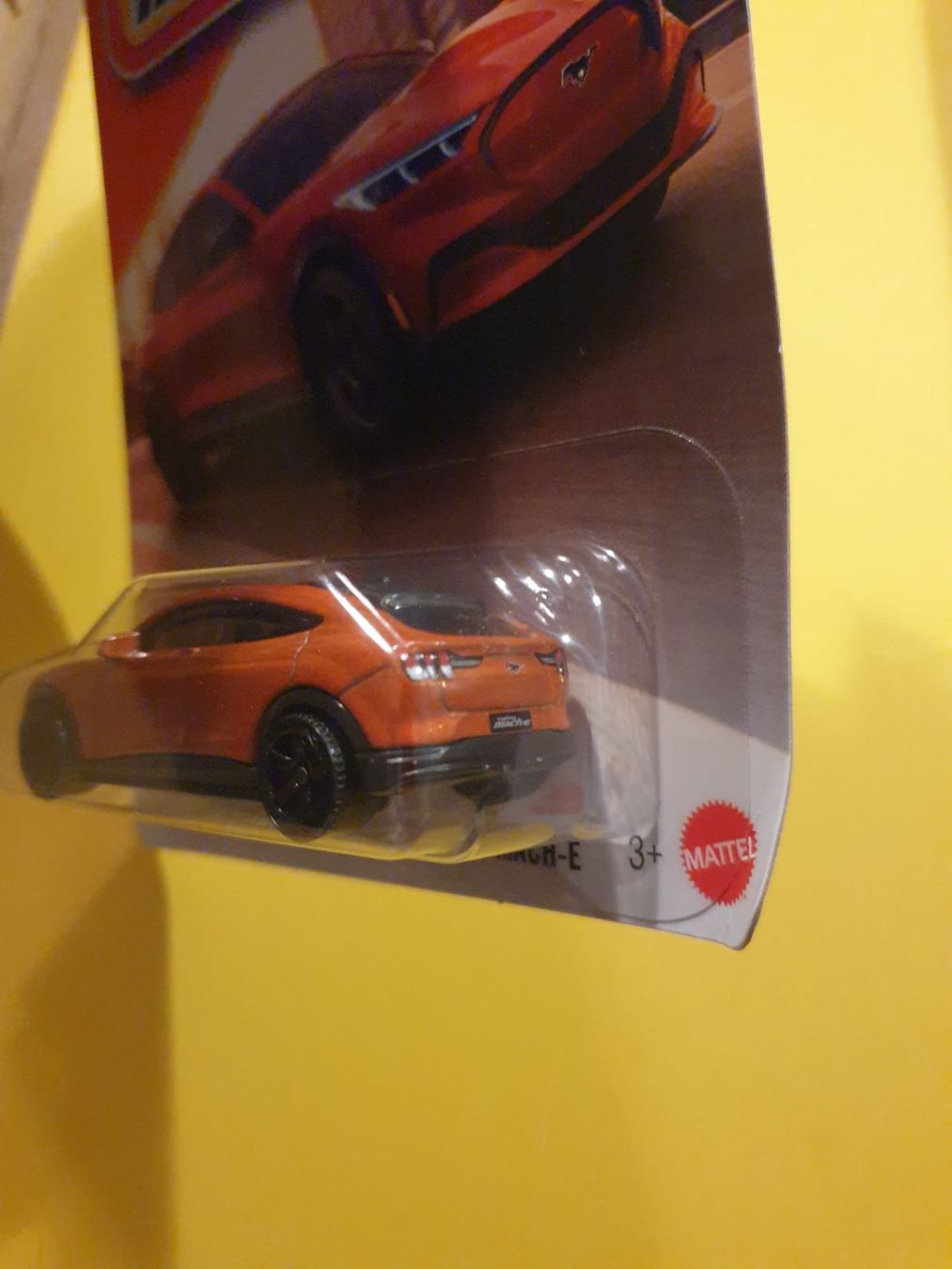 Matchbox Modellini d'auto: Matchbox 2021 FORD MUSTANG MACH-E – Nuovo e nell'imballaggio originale da Oftringen venduto da Rotor 5
