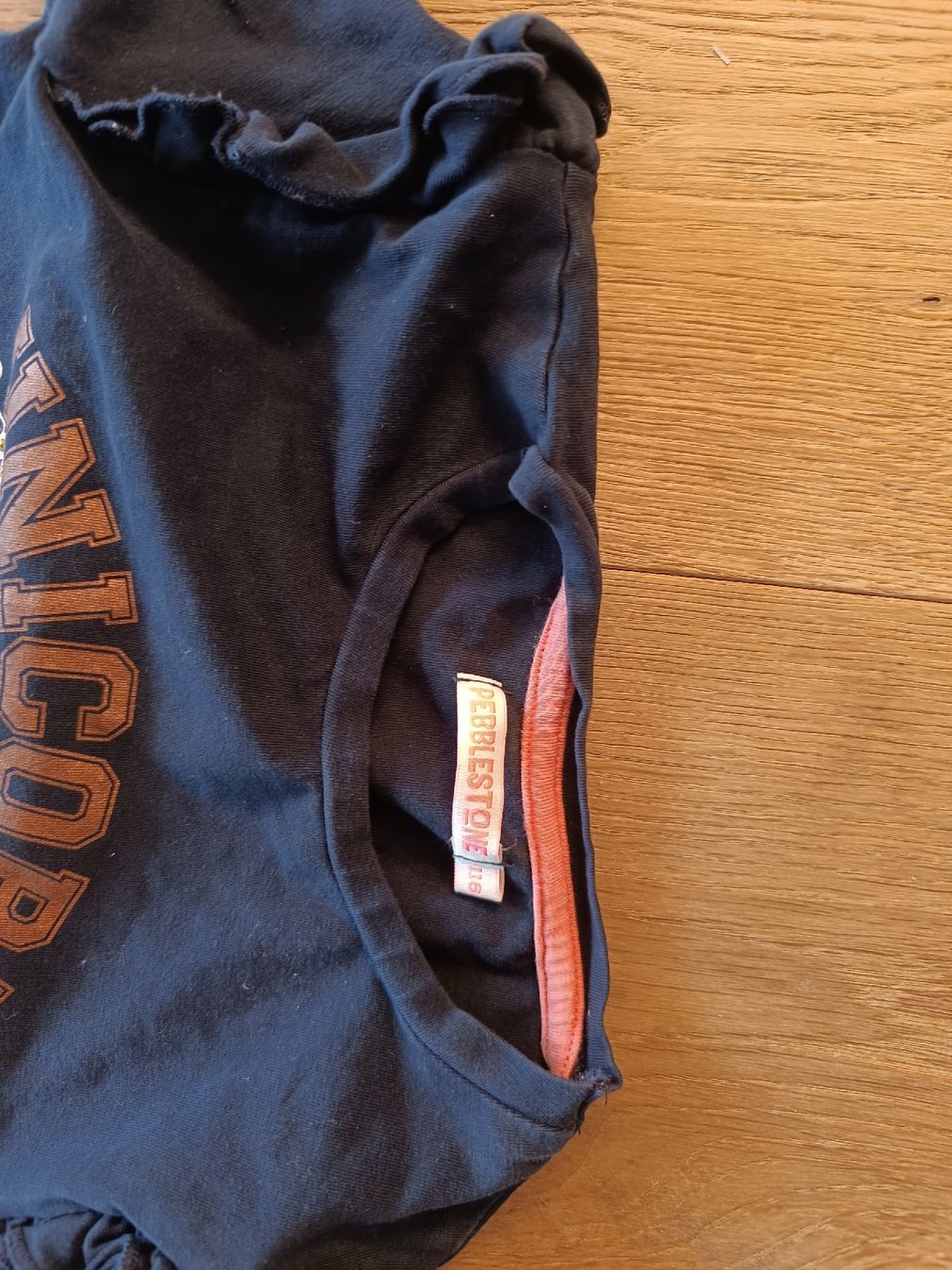 Camicie, T-shirt & Polo: 2 Langarmshirts, Grösse 116, Mädchen – Usato da Berikon venduto da mezzze 2