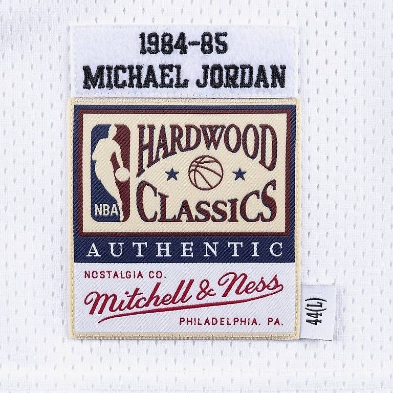 Mitchell & Ness Canottiere & Pantaloni: Michael Jordan, Bulls, 1984-85, Mitchell & Ness – Nuovo e nell'imballaggio originale da Ormalingen venduto da Rune86 4