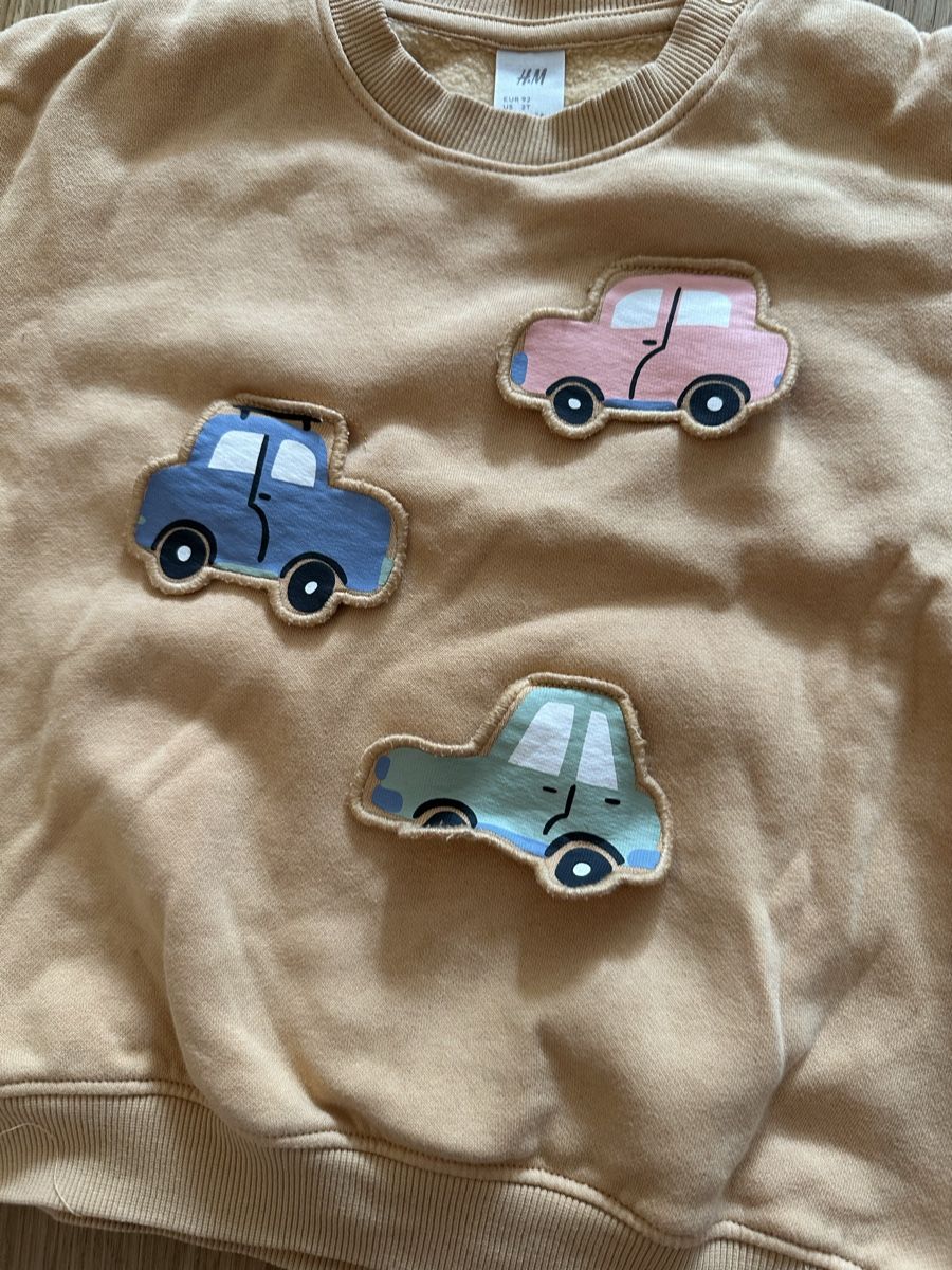 H&M Maglioni & Felpe: Kinder Pullover mit Autos Grösse 92 hellorange – Usato da Untersiggenthal venduto da sil_td6n 1