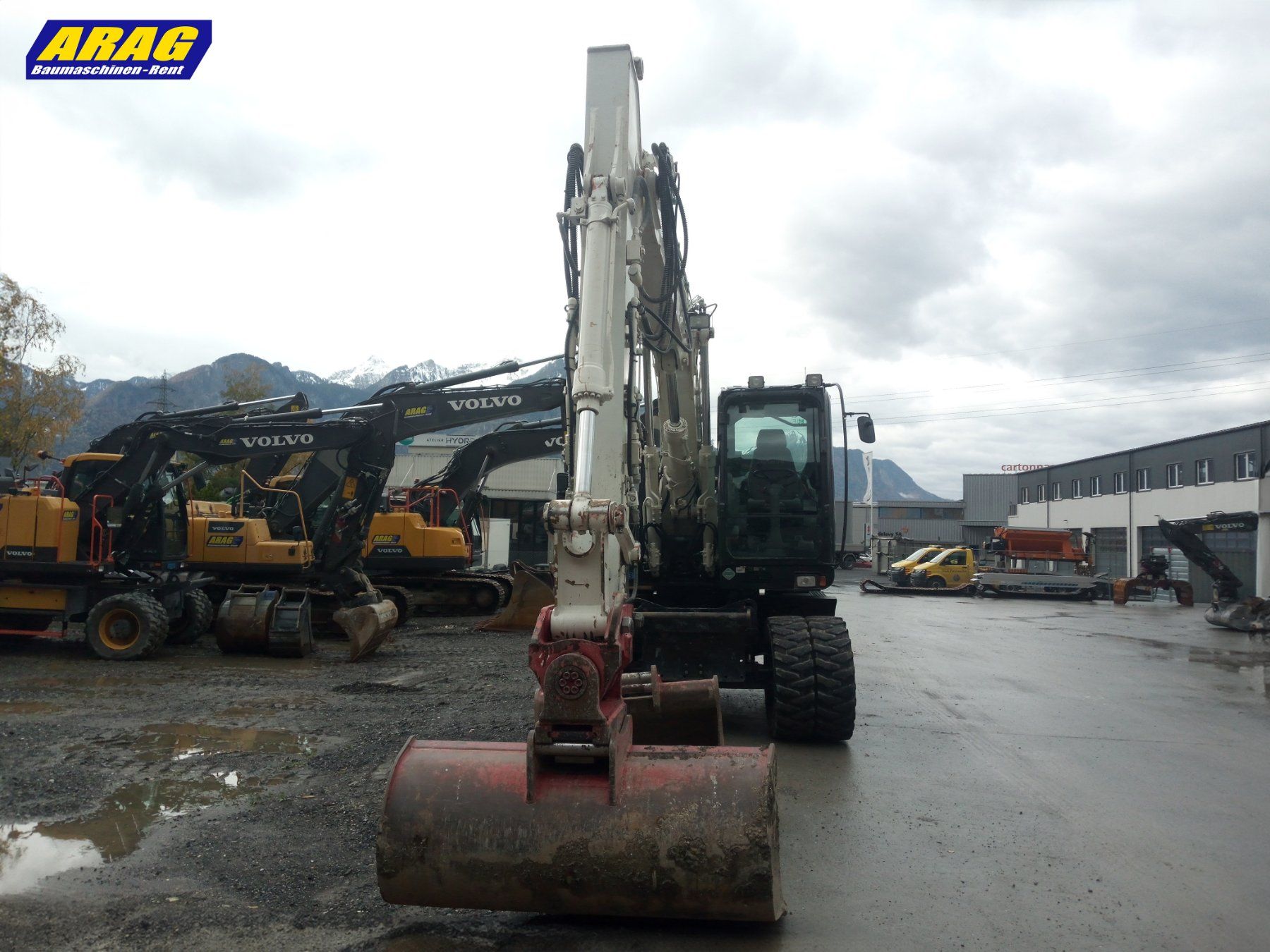 Hitachi Escavatori: Hitachi ZX 140 W-6 Pneubagger – Usato da Hasle LU venduto da Arag08 3