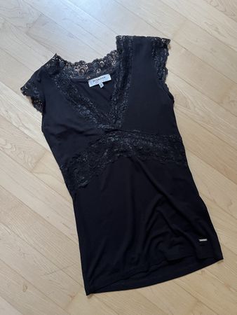 Top Schwarz Grösse S mit Spitze von Morgan guter Zustand