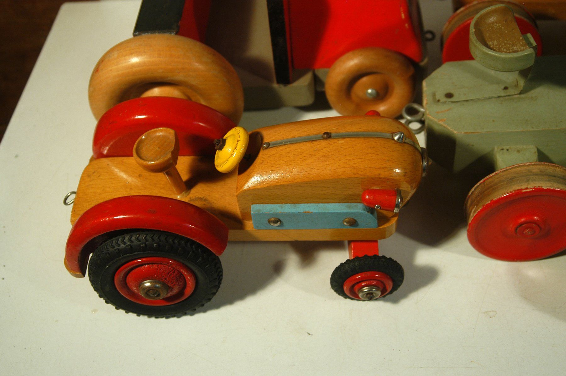 Kit di modellismo & Modellini statici: Holz Spiel Modelltraktoren – Usato da Herisau venduto da Wisen 2