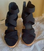 Sandales compensées noires taille 38 neuves