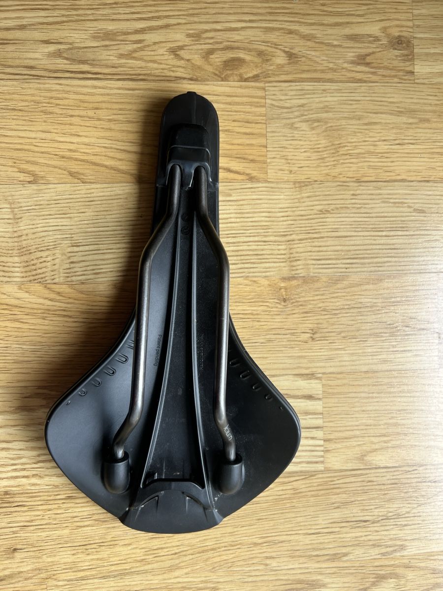 Fizik Ersatzteile: fizik versus evo adaptive – Gebraucht aus Bern von nistei 1