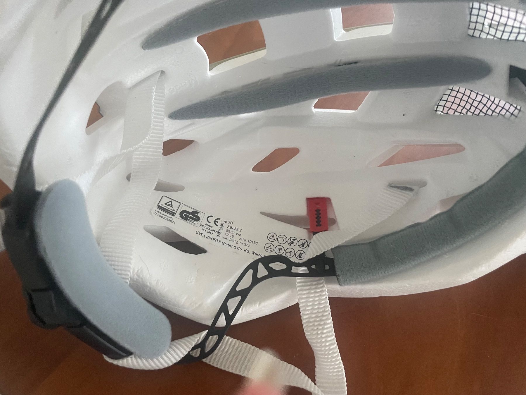 Uvex Helme: Velohelm Weiss Neu Gr. 52-57 – Gebraucht aus Adligenswil von mer_lin 2