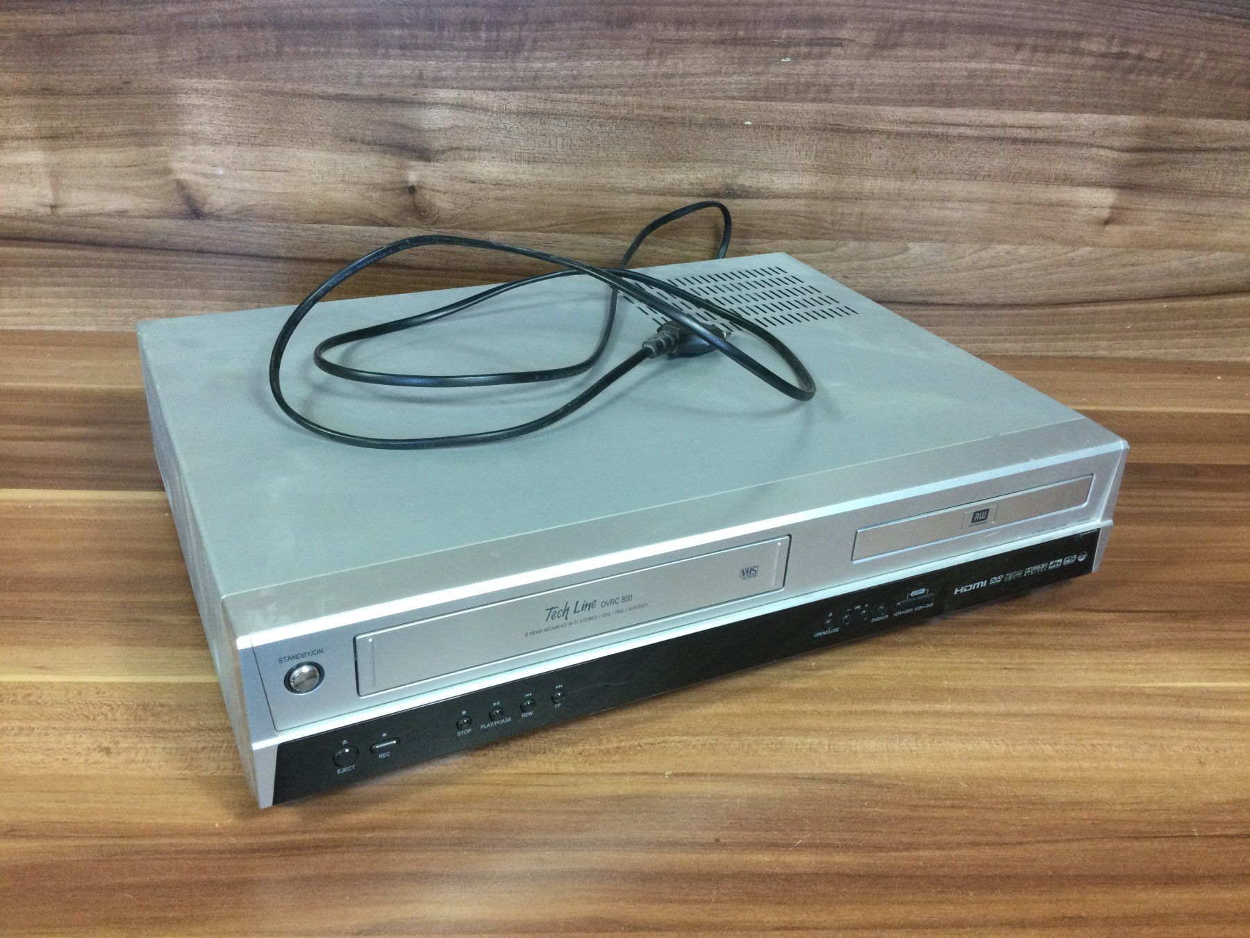 Sistemi audio & multimediali: Gebrauchter Tech Line DVD Player/Recorder mit VHS – Usato da Wangen SZ venduto da kuriosum12 2