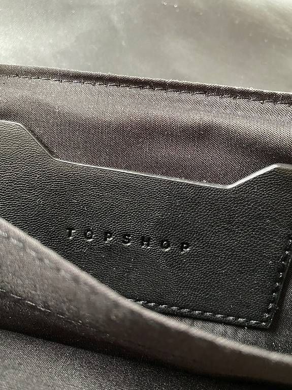 Borse da donna: Schwarze Tasche – Usato da Luzern venduto da jul_p6fj 2