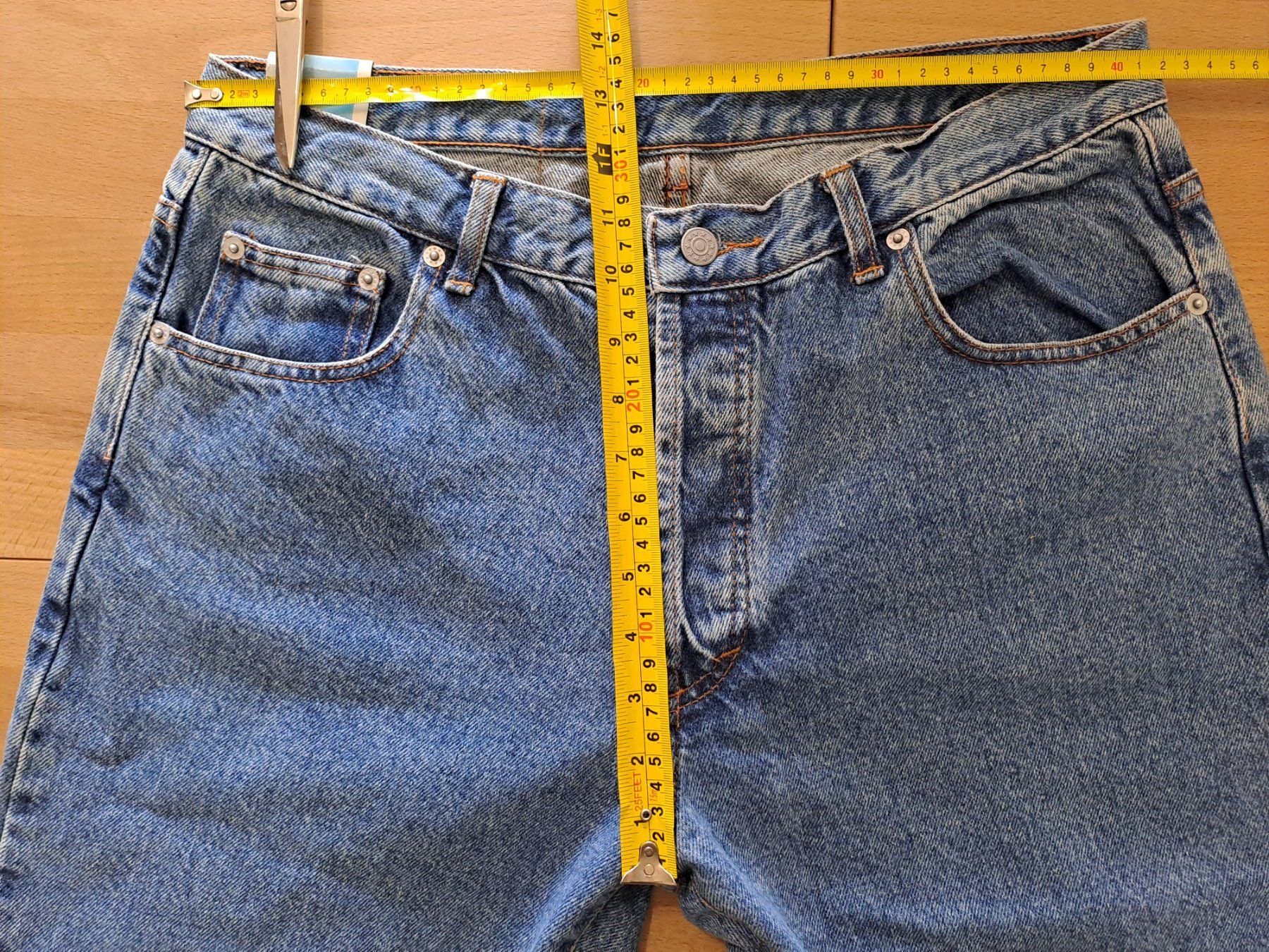 Jeans: Jeans Riolerdo taille 46 neuf – Nuovo e nell'imballaggio originale da Meyrin venduto da dijin 4