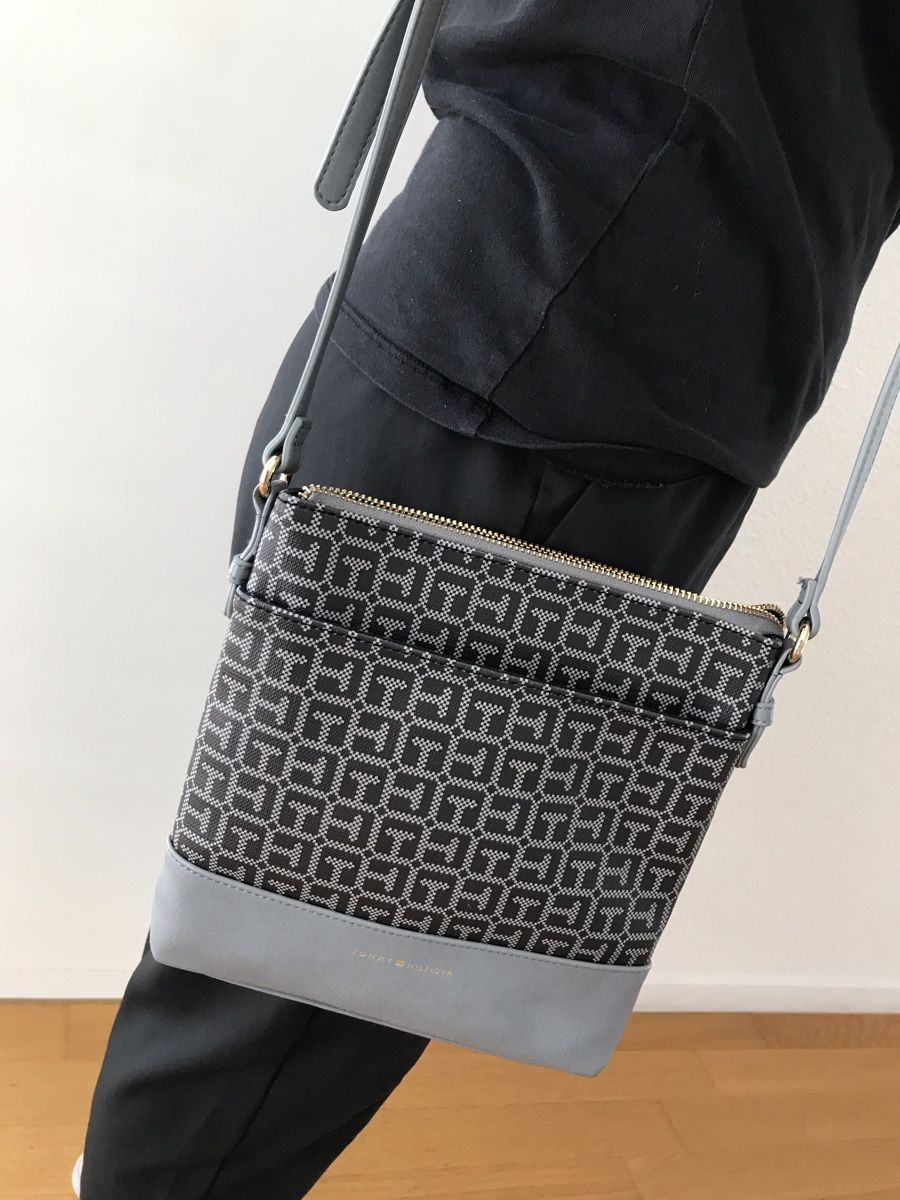 Tommy Hilfiger Borse da donna: Tommy Hilfiger Umhängetasche – Nuovo (secondo la descrizione) da St. Gallen venduto da Emifrei 7