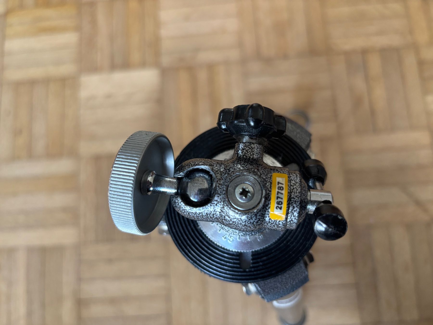 Gitzo Treppiedi & Teste: Gitzo Stativ G 106 – Usato da Zürich venduto da Tomtomtom63 5