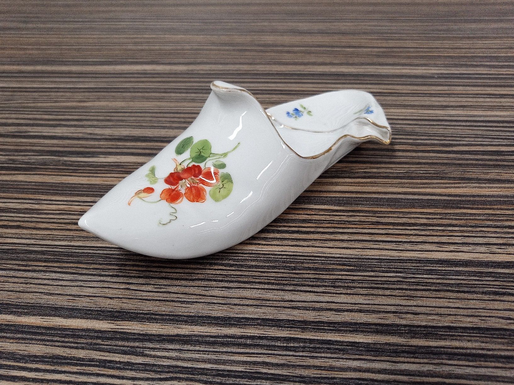 Tutte le decorazioni: Meissen Glücksschuh – Usato da Reiden venduto da Zofi-Brocki
