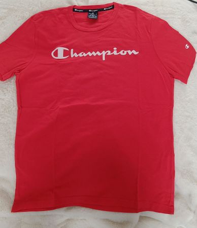 Champion T-Shirt rot Schriftzug Grösse S 🔥