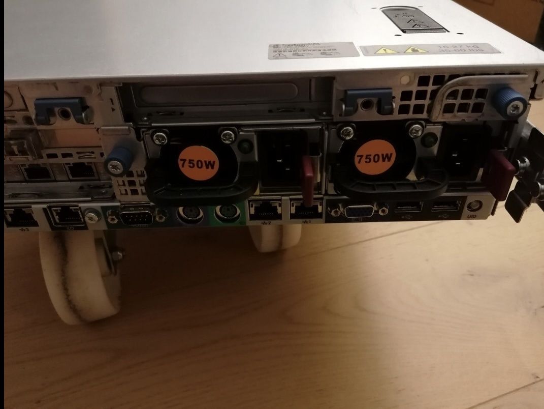 Hewlett Packard Server: HP Proliant DL380 Gen7 – Usato da Bettlach venduto da chichox3 5