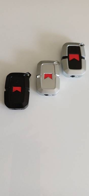 Briquets: Marlboro Sturmfeuerzeuge – D'occasion à Berikon par rog_89hg 1