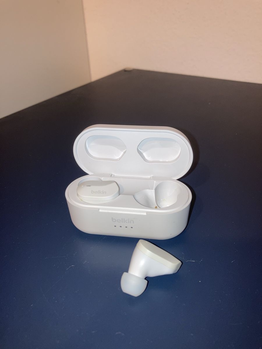 Belkin Cuffie: Écouteurs Bluetooth intra-auriculaire BELKIN – Nuovo (secondo la descrizione) da Genève venduto da rob_7mzk