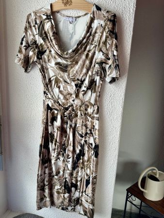 Sommerliches Kleid von Charles Vögele, Grösse 42